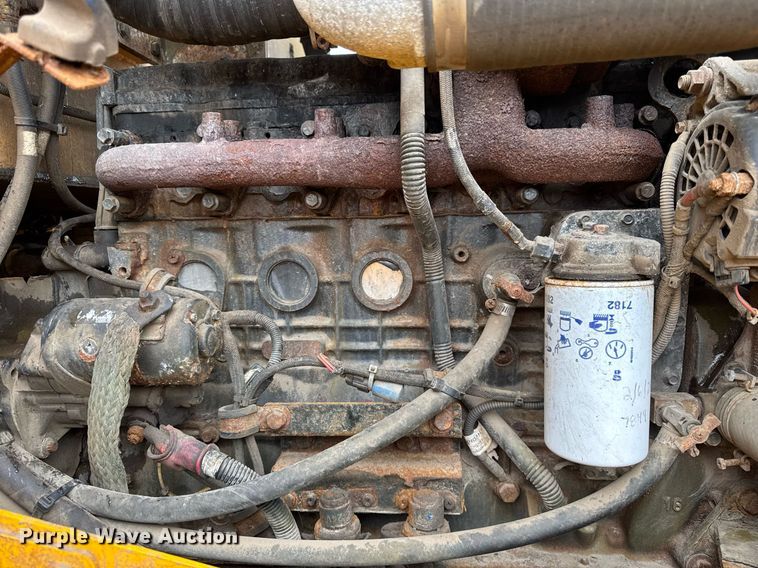 image for item DH9912 2011 Hyundai HL740-9TM wheel loader