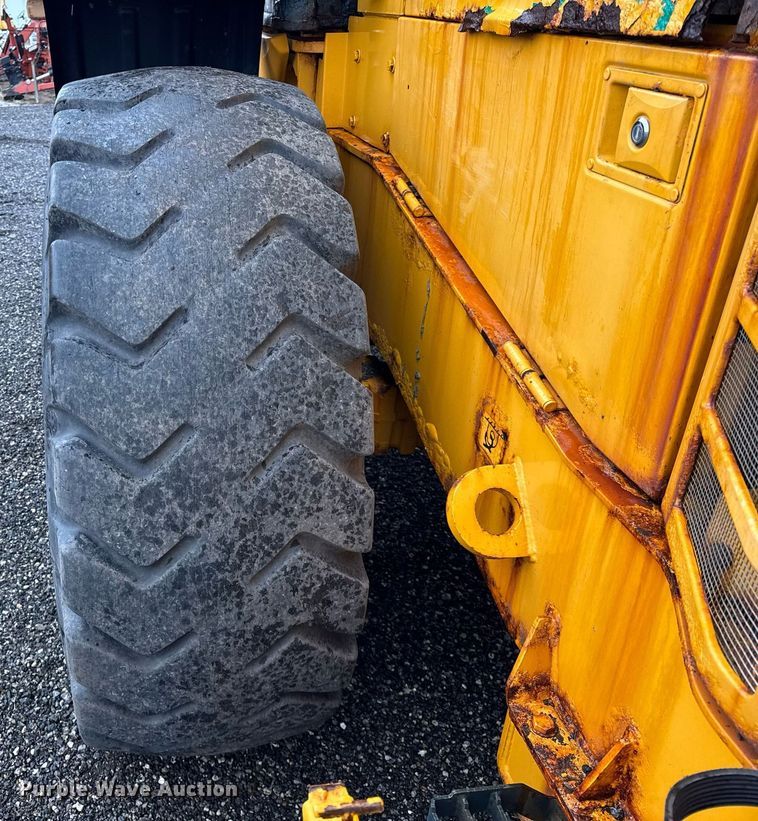 image for item DH9912 2011 Hyundai HL740-9TM wheel loader