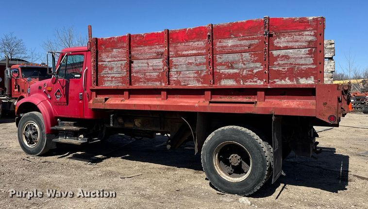 image for item DH9916 1995 International 4700 dump truck