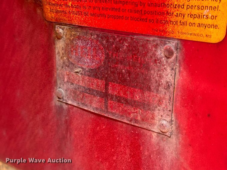 image for item DH9916 1995 International 4700 dump truck