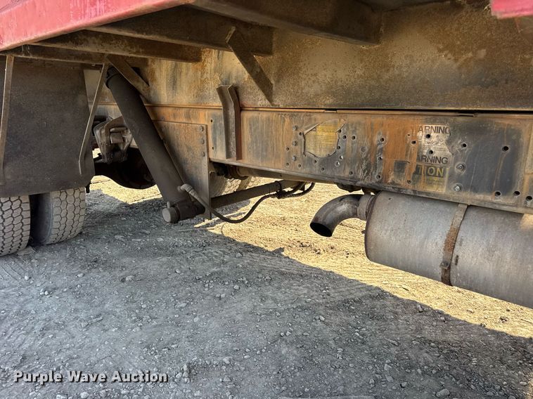 image for item DH9916 1995 International 4700 dump truck