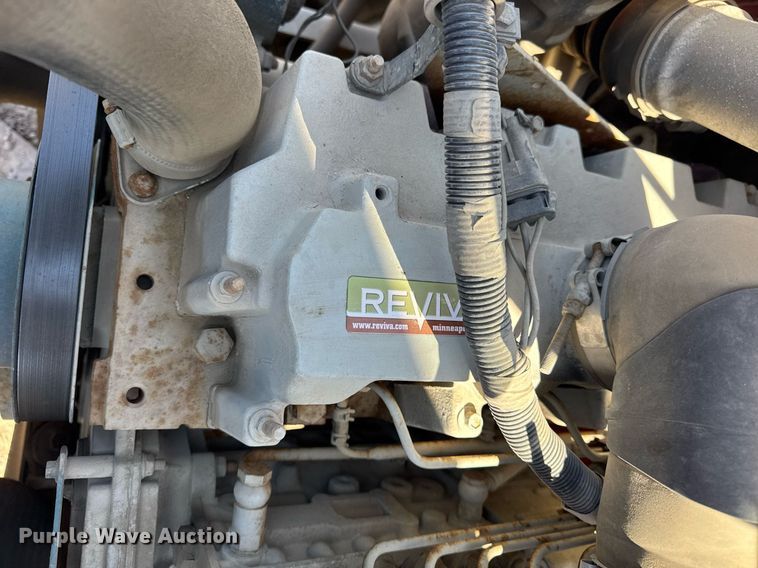 image for item DH9916 1995 International 4700 dump truck