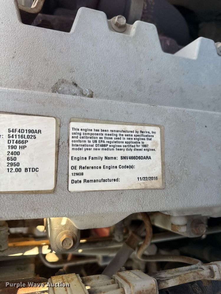 image for item DH9916 1995 International 4700 dump truck