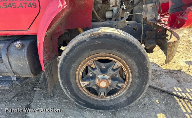 image for item DH9916 1995 International 4700 dump truck