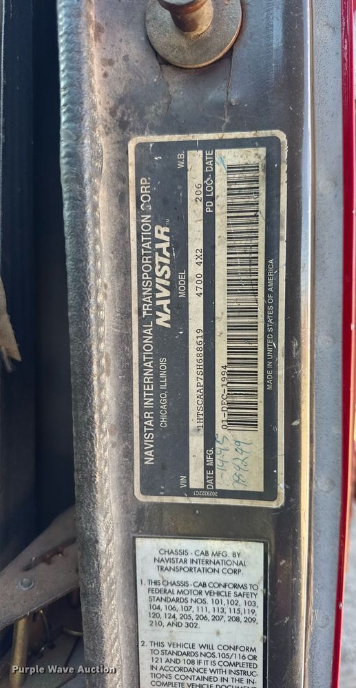 image for item DH9916 1995 International 4700 dump truck