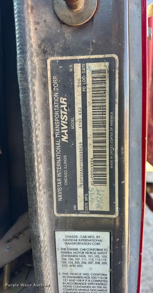 image for item DH9916 1995 International 4700 dump truck