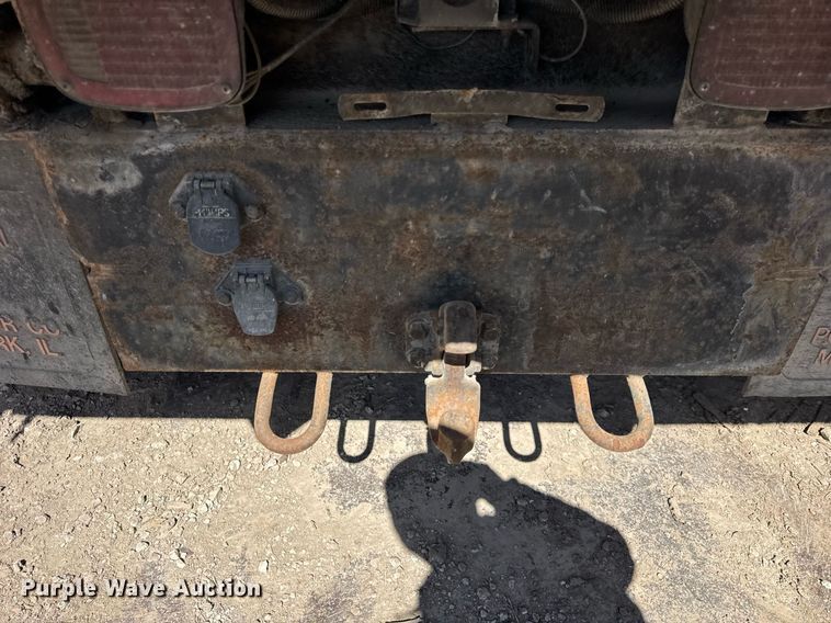 image for item DH9917 1994 International 4600 dump truck