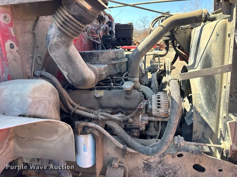 image for item DH9917 1994 International 4600 dump truck