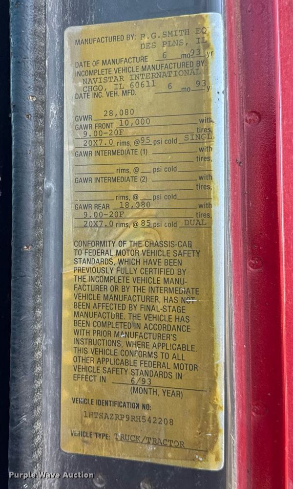 image for item DH9917 1994 International 4600 dump truck