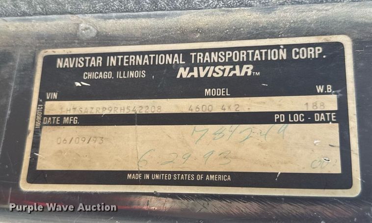 image for item DH9917 1994 International 4600 dump truck