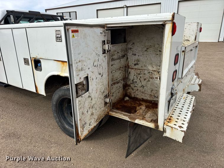 image for item DH9919 2015 Ford F550 Super Duty utility / service truck