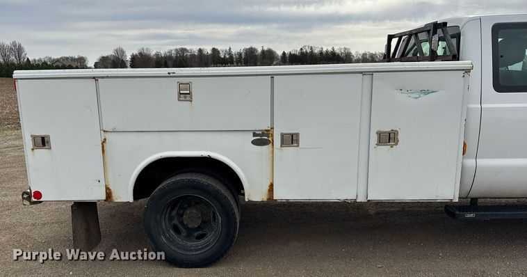 image for item DH9919 2015 Ford F550 Super Duty utility / service truck