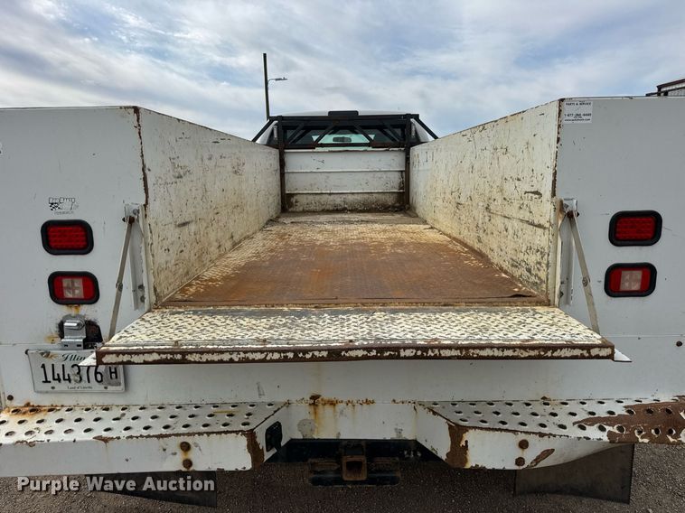 image for item DH9919 2015 Ford F550 Super Duty utility / service truck