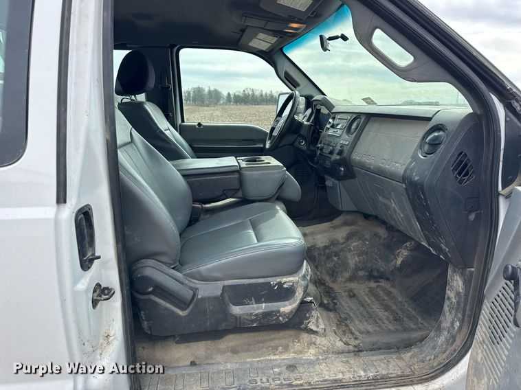 image for item DH9919 2015 Ford F550 Super Duty utility / service truck