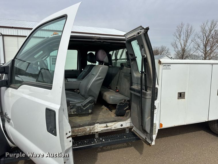 image for item DH9919 2015 Ford F550 Super Duty utility / service truck