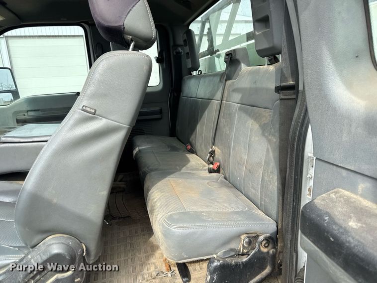 image for item DH9919 2015 Ford F550 Super Duty utility / service truck