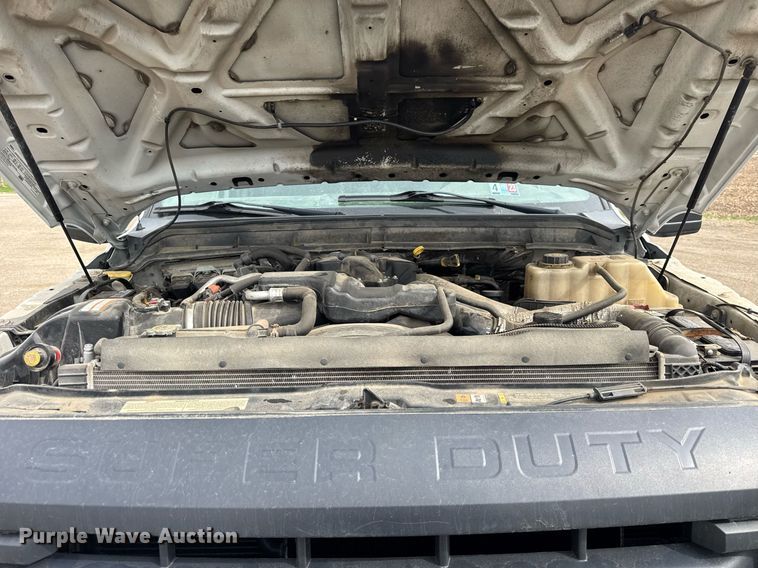 image for item DH9919 2015 Ford F550 Super Duty utility / service truck