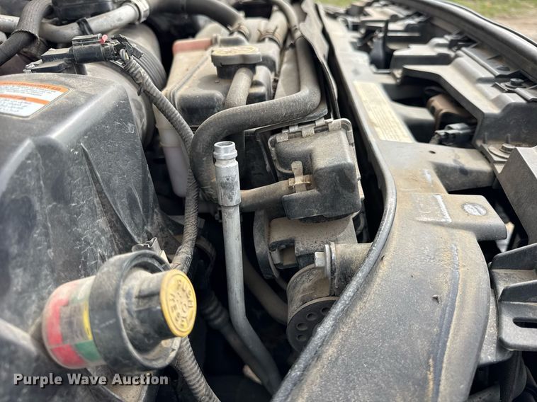 image for item DH9919 2015 Ford F550 Super Duty utility / service truck