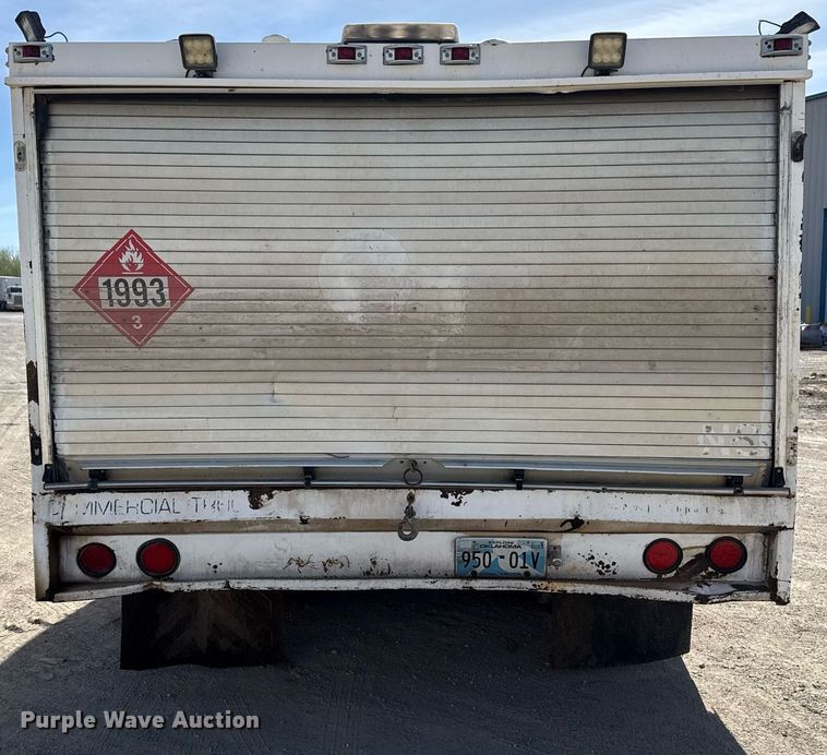 image for item DM5639 2003 Freightliner Business Class M2 fuel / lube truck