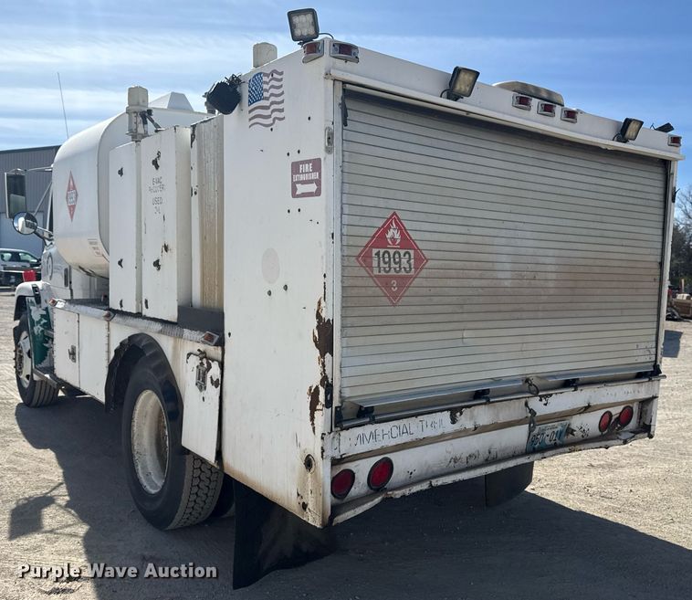 image for item DM5639 2003 Freightliner Business Class M2 fuel / lube truck