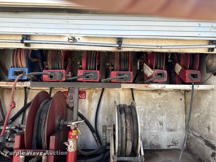 image for item DM5639 2003 Freightliner Business Class M2 fuel / lube truck