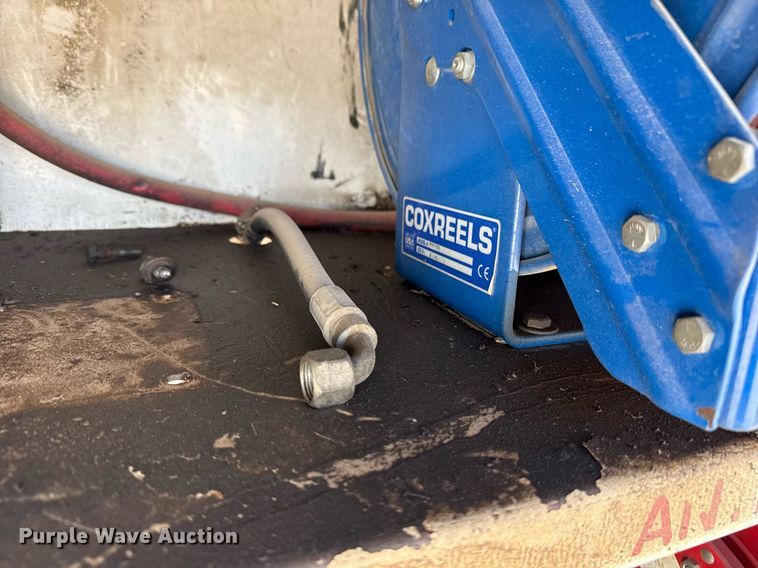 image for item DM5639 2003 Freightliner Business Class M2 fuel / lube truck