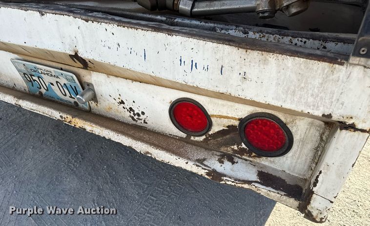 image for item DM5639 2003 Freightliner Business Class M2 fuel / lube truck