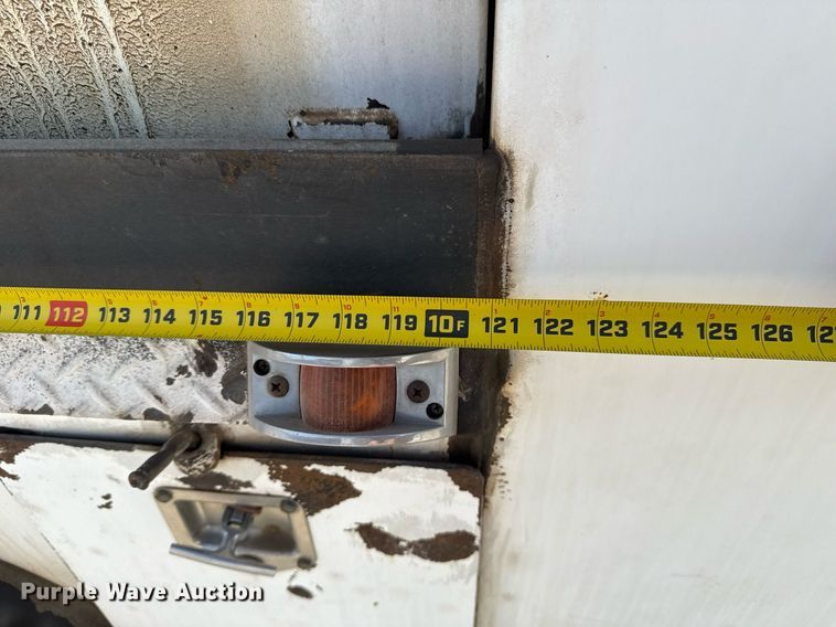 image for item DM5639 2003 Freightliner Business Class M2 fuel / lube truck