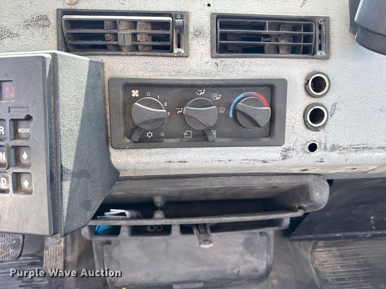 image for item DM5639 2003 Freightliner Business Class M2 fuel / lube truck