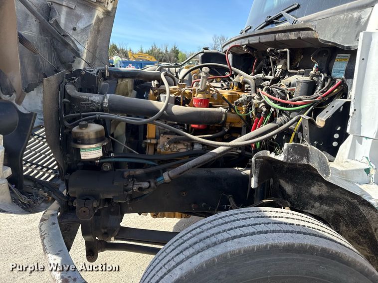 image for item DM5639 2003 Freightliner Business Class M2 fuel / lube truck