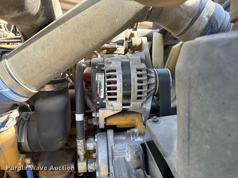 image for item DM5639 2003 Freightliner Business Class M2 fuel / lube truck