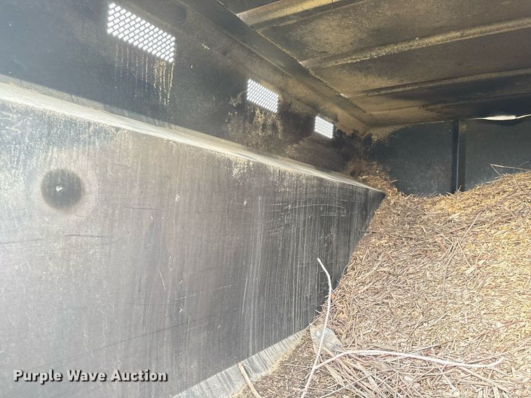 image for item DM5674 2009 International 4300 bucket truck