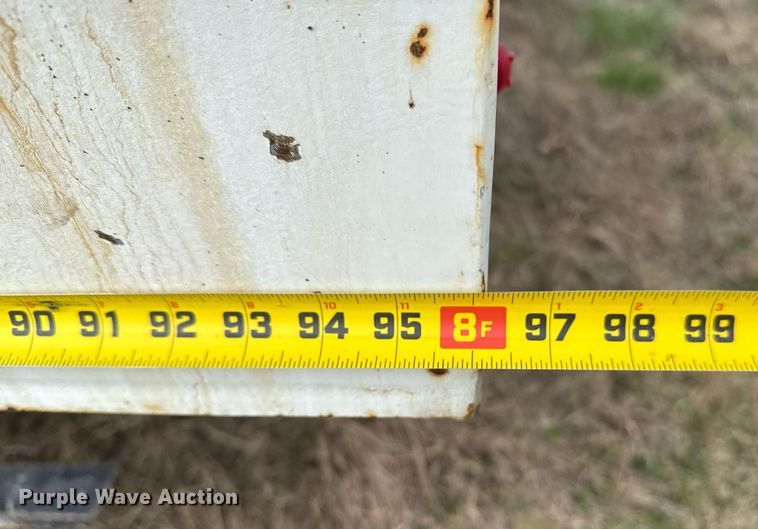 image for item DM5674 2009 International 4300 bucket truck