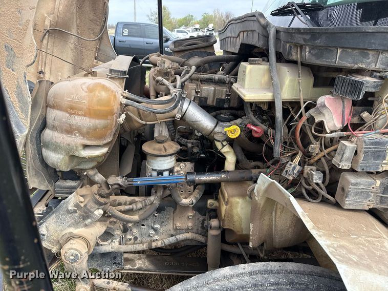 image for item DM5674 2009 International 4300 bucket truck