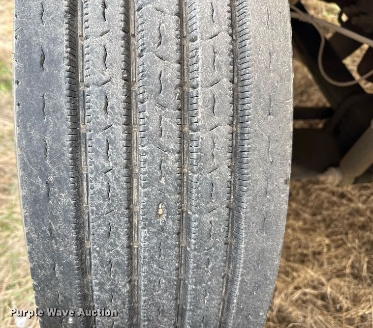 image for item DM5674 2009 International 4300 bucket truck