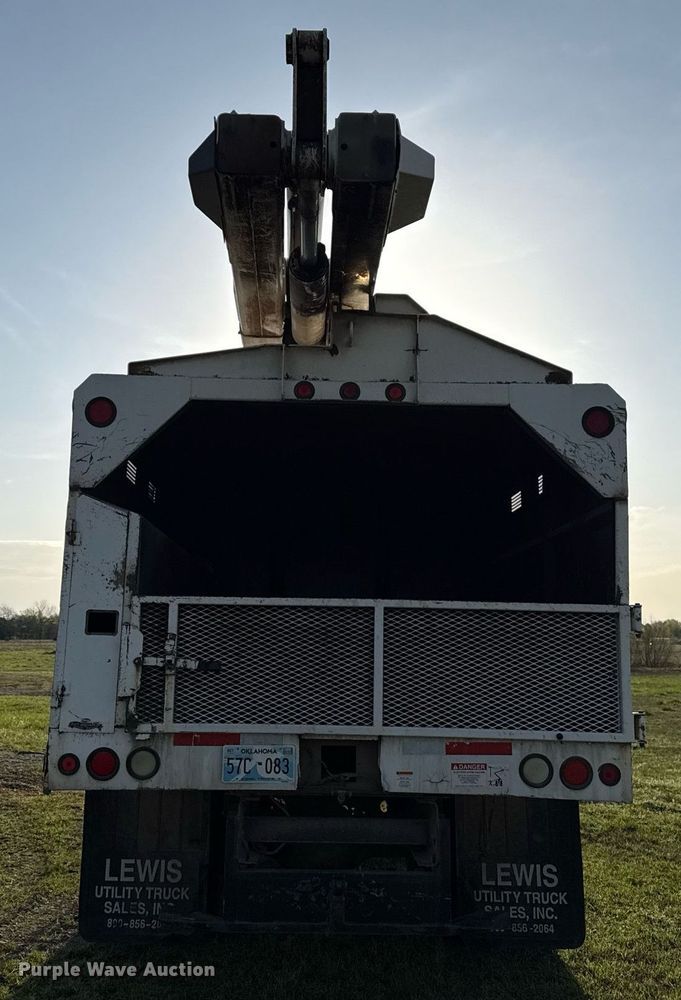 image for item DM5678 2008 International 4300 forestry bucket truck