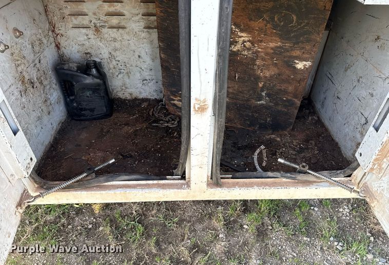 image for item DM5678 2008 International 4300 forestry bucket truck