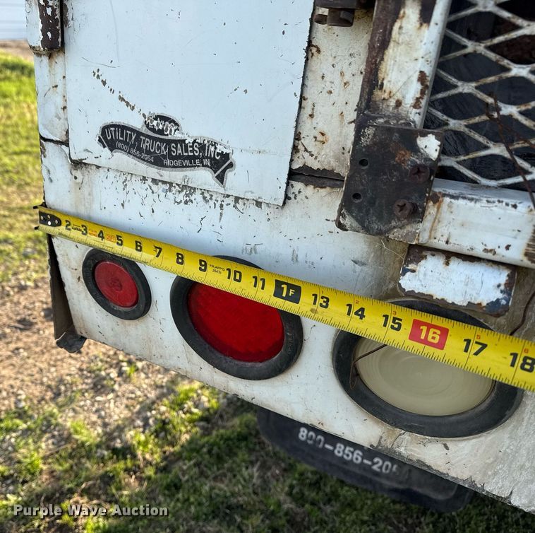 image for item DM5678 2008 International 4300 forestry bucket truck