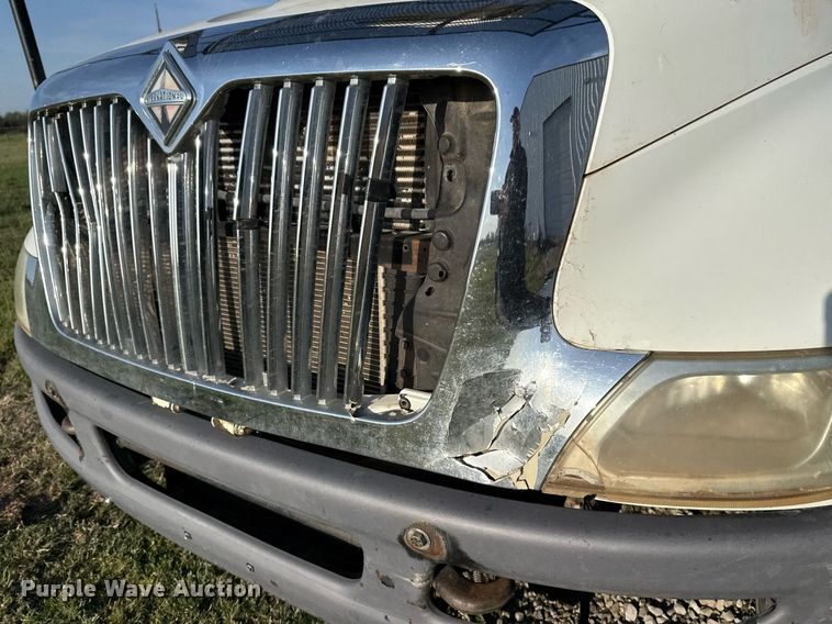 image for item DM5678 2008 International 4300 forestry bucket truck