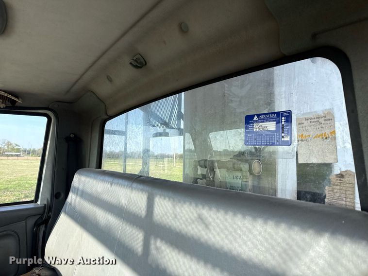 image for item DM5678 2008 International 4300 forestry bucket truck