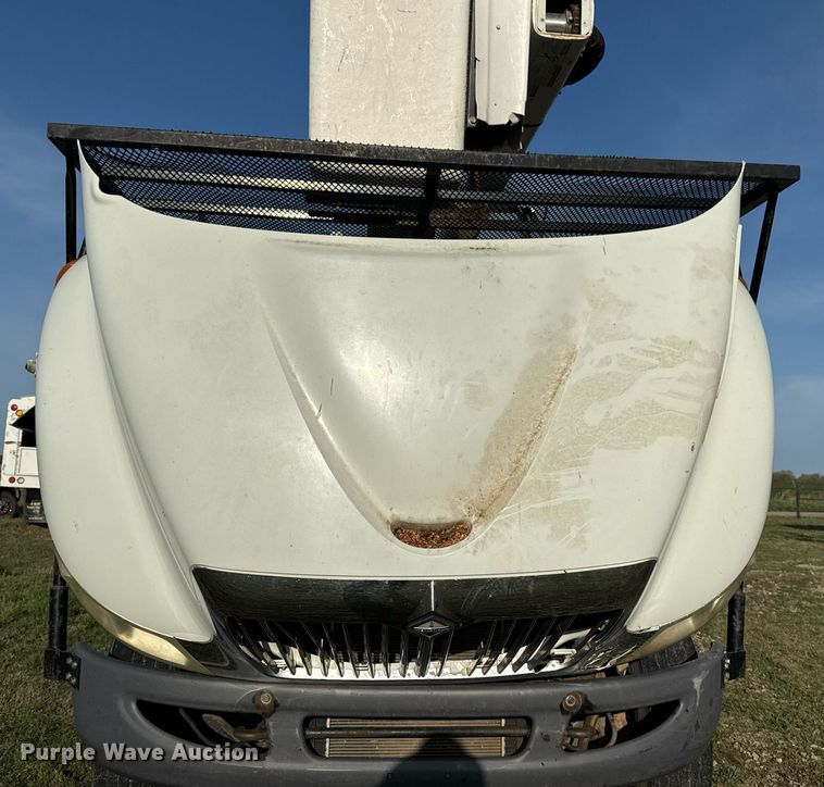 image for item DM5678 2008 International 4300 forestry bucket truck