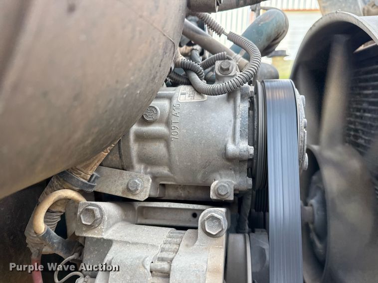 image for item DM5678 2008 International 4300 forestry bucket truck