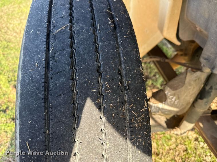 image for item DM5678 2008 International 4300 forestry bucket truck