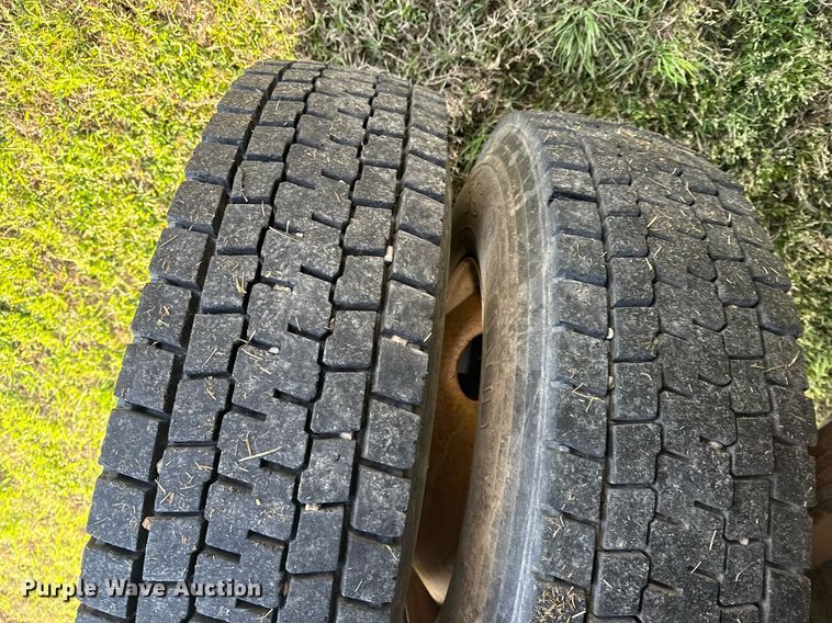 image for item DM5678 2008 International 4300 forestry bucket truck