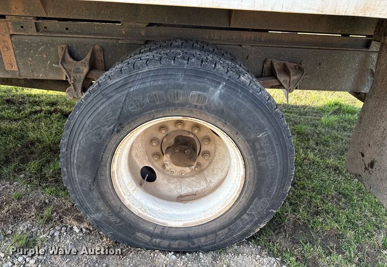 image for item DM5678 2008 International 4300 forestry bucket truck