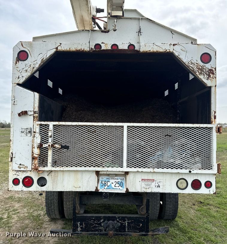 image for item DM5680 2008 International 4300 forestry bucket truck