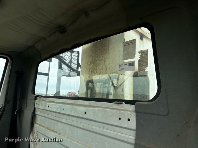 image for item DM5680 2008 International 4300 forestry bucket truck