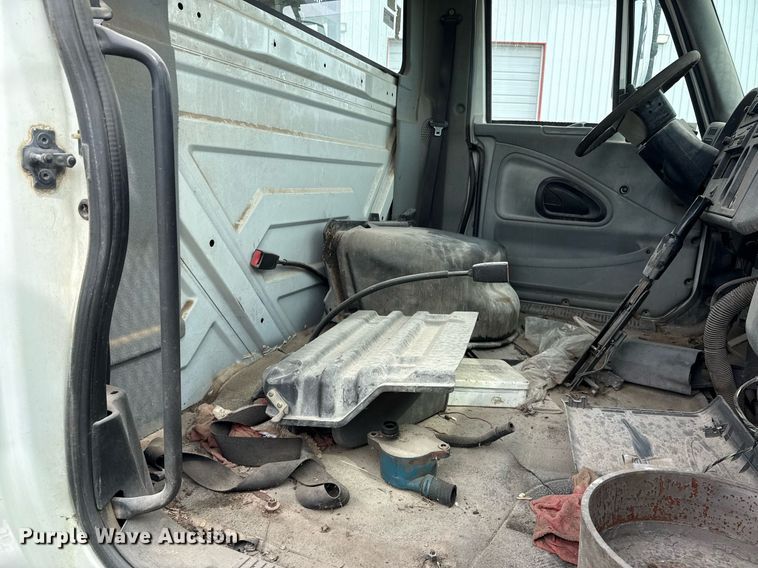 image for item DM5680 2008 International 4300 forestry bucket truck