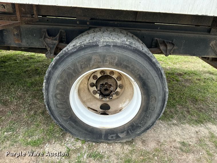 image for item DM5680 2008 International 4300 forestry bucket truck