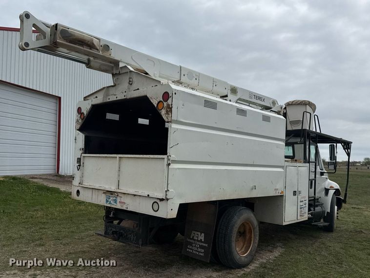 image for item DM5681 2009 International 4300 forestry bucket truck